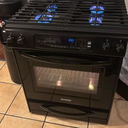Stove Kitchenaid 30”