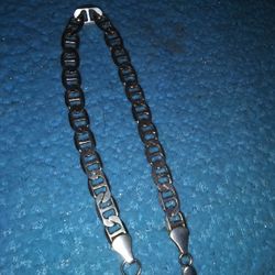 Sterling Silver Italy. Bracelet. 10 Gram .9 In