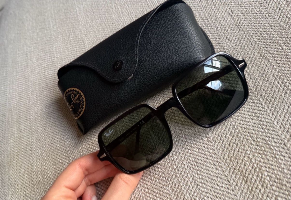 Ray-Ban Sunglasses