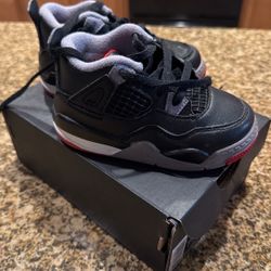 Jordan 4 Retro 