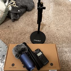 Microphone bundle with blue yeti and Tascam Dr-05x