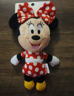 Adorable CatNip Disney 100th Year Minnie Mouse Feline Toy!!l