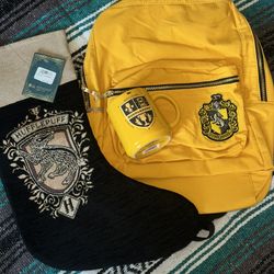 Harry Potter Hufflepuff Bundle 