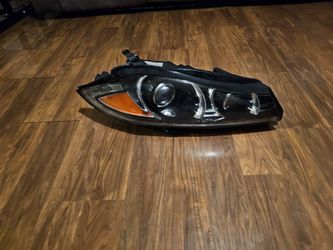 Jaguar XF headlights