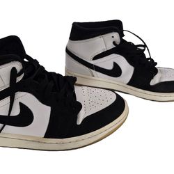 Nike Air Jordan 1 Mid Black/White – Size US 9 / EUR 42.5 (DH6933-100)