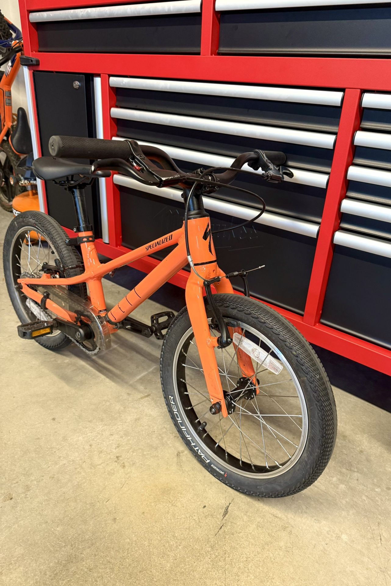 Specialized Jett 16