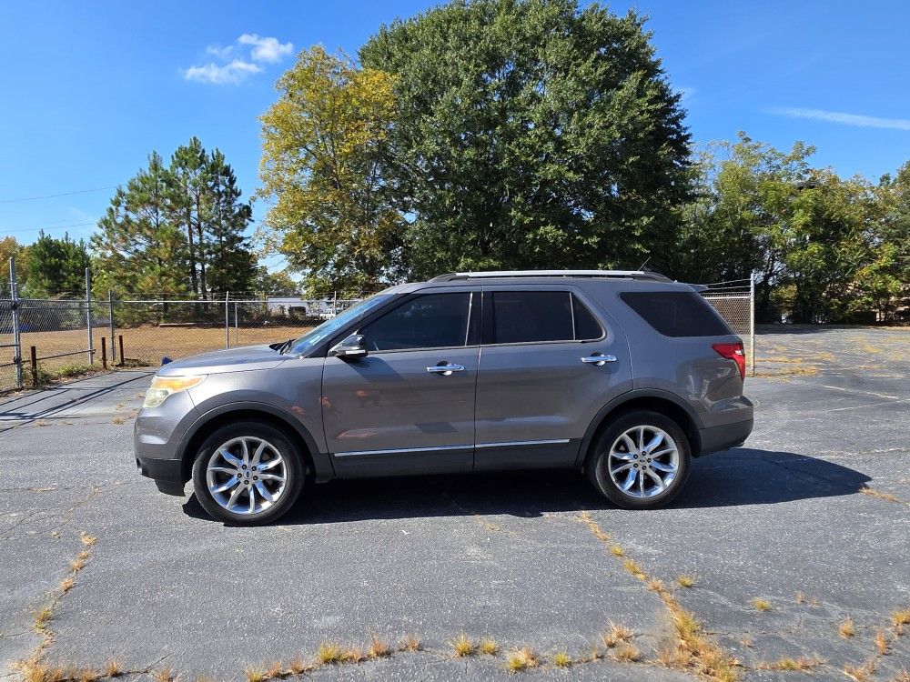 2014 Ford Explorer