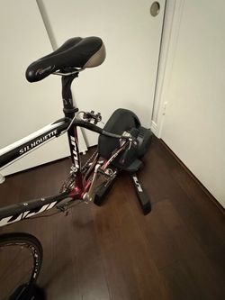 Direto XR Elite indoor trainer with interactive power meter
