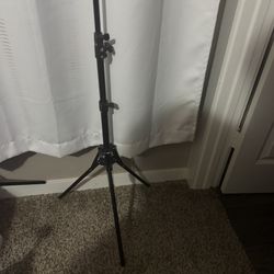 NEEWER Pro 9feet/260cm Spring Loaded Heavy Duty Photo Studio Light Stand with 1/4" Screw & 5/8 Stud for Video, Portrait and Photography Lighting