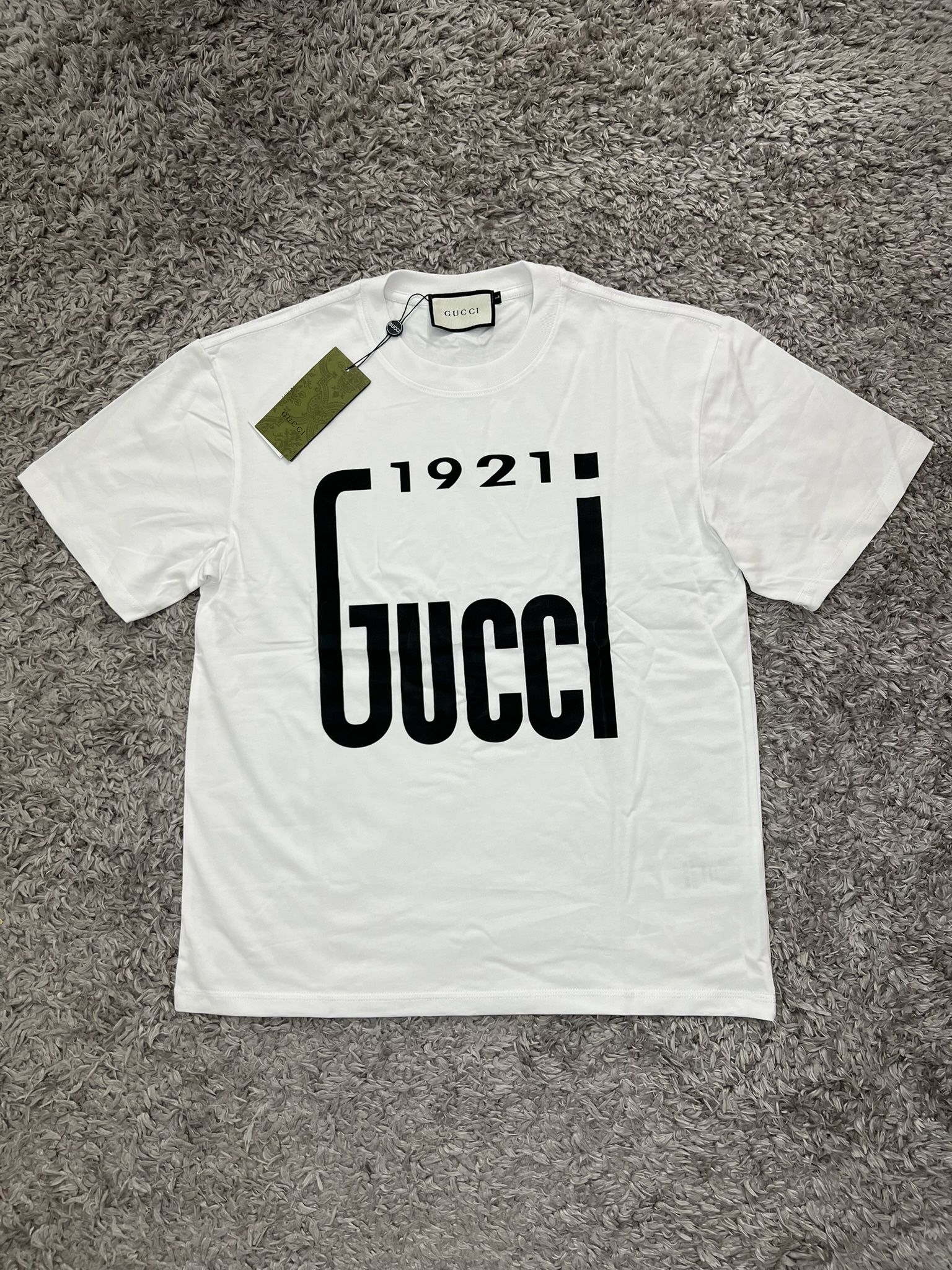 Gucci tshirt size M