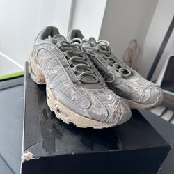 M10.5 Nike Air Max Tailwind Digital Camo (LIKE NEW) 