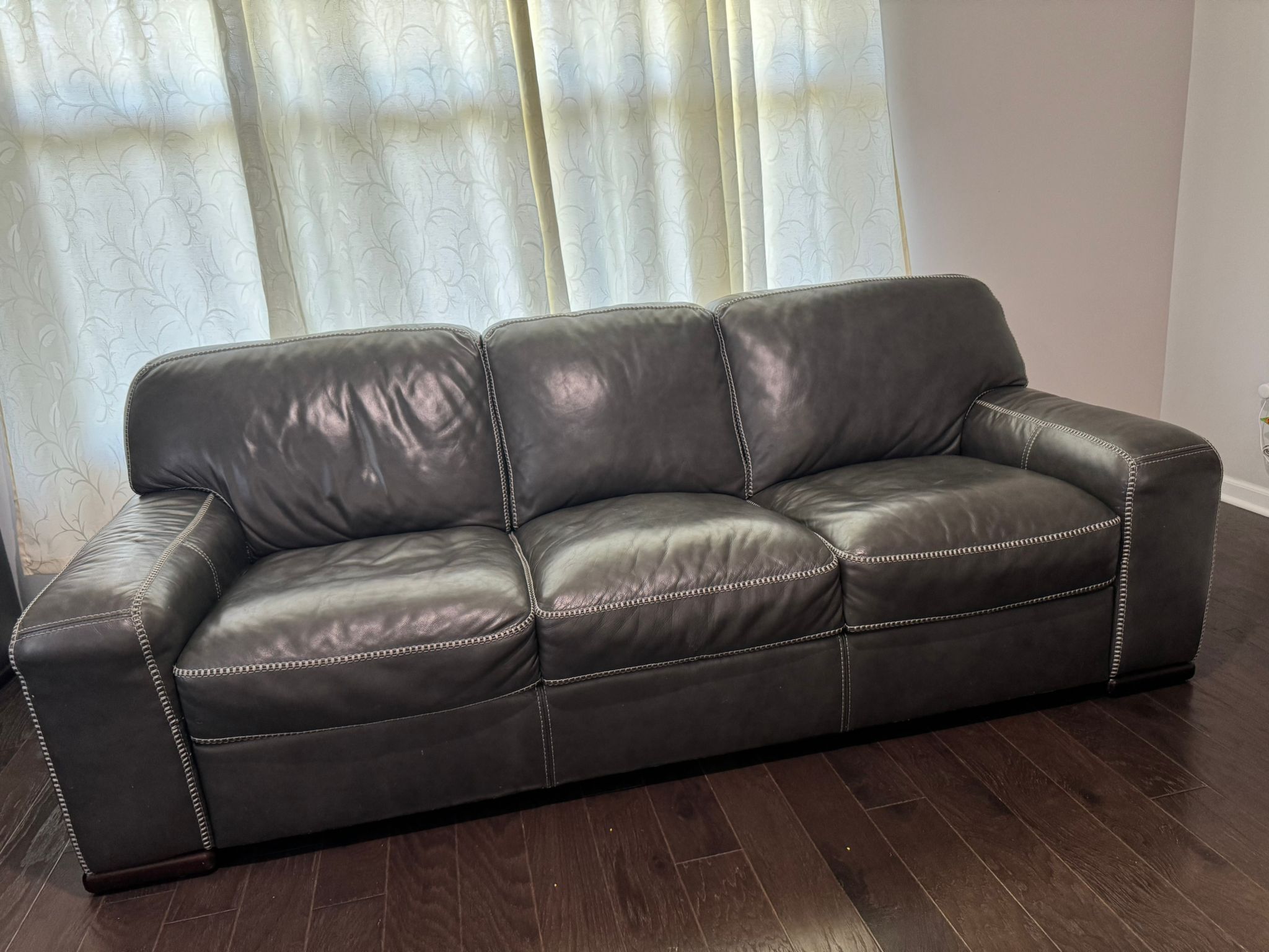 Leather Sofa Set - 3 Seater + 2-Seater — Excellent Condition