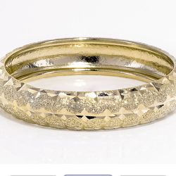 10K YELLOW GOLD 4MM DIAMOND CUT BAND RING size 7