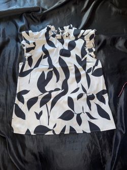 SHEIN Black & White Leaf Print Ruffle Sleeve Blouse – Size Small