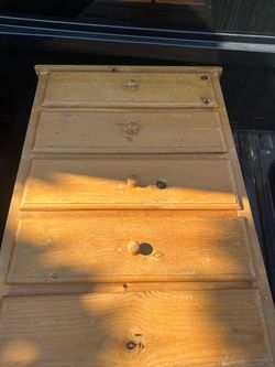 Dresser / 5 drawer
