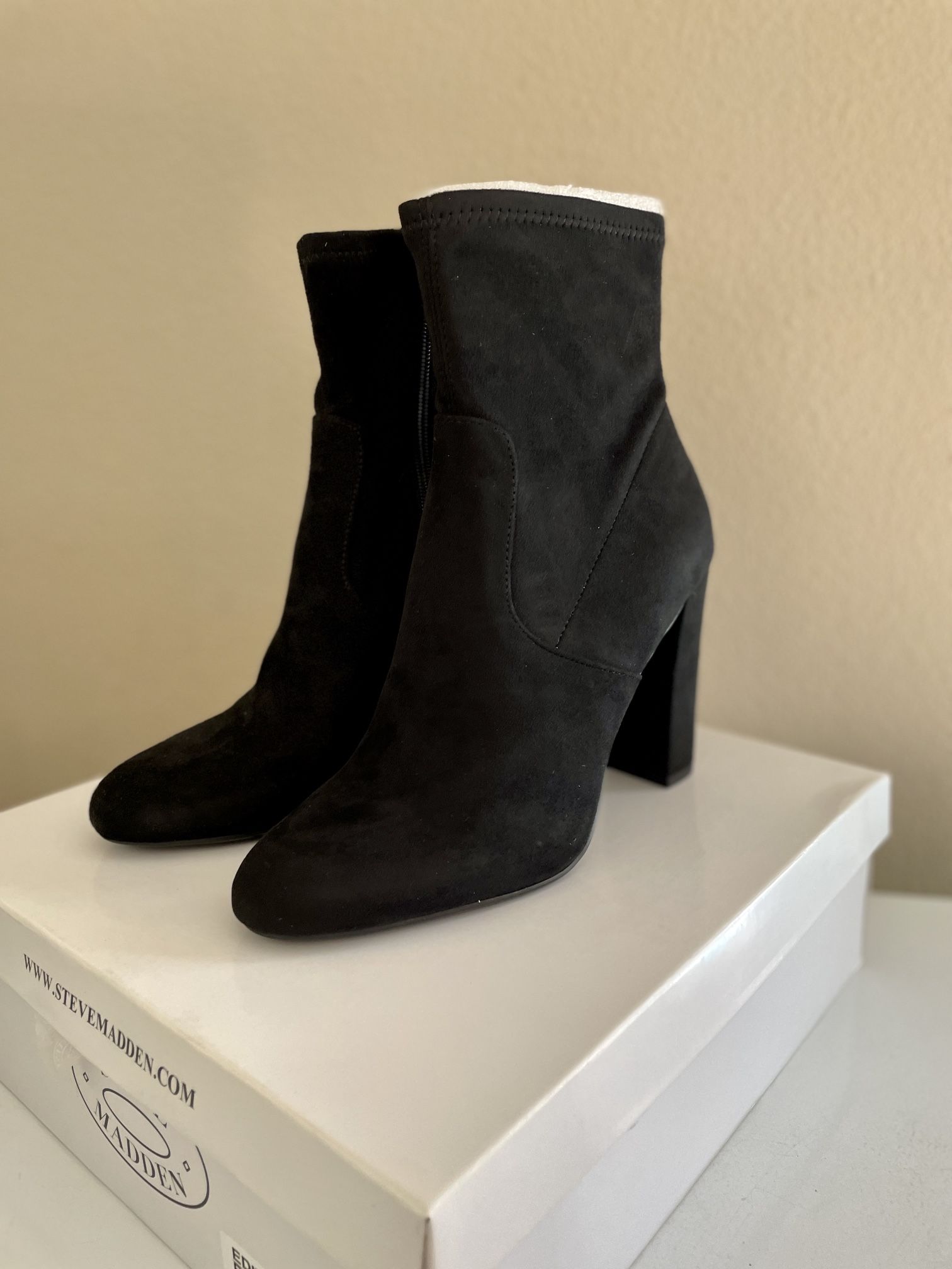 Brand New Womens Steve Madden Boots Size 9