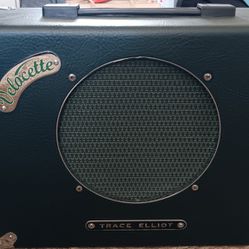 Trace Elliot Velocette Tube Guitar Amp with Pedals