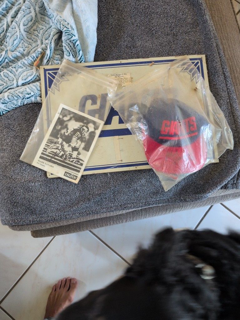 Mark Bavaro Autographed Hat And Photo