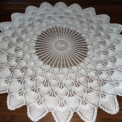 Hand Made Crocheted Vintage Cotton White Floral Lace Round Table Cloth. Size 70”