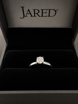 Diamond Solitaire Engagement Ring