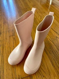PASTEL PINK CAT & JACK BIG KIDS RAIN BOOTS SIZE 3 EXCELLENT CONDITION!