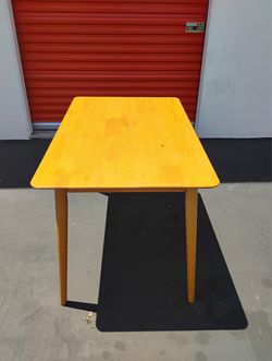 Yellow table