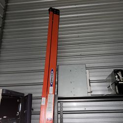 Like New Werner 10ft 300lb Limit Ladder 