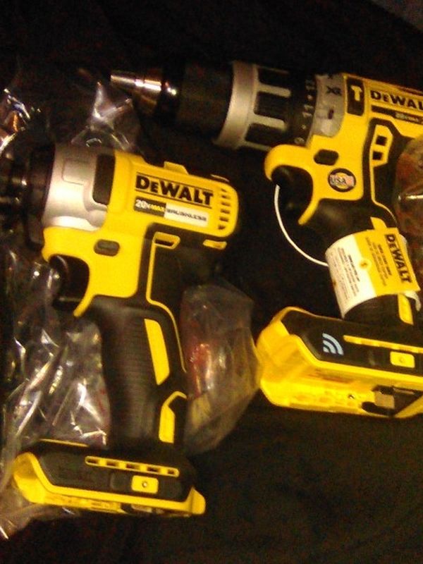 BRAND NEW. Dewalt Dcd797D2 1/2" 20v Cordless Hammer Drill. With Impact Drill As Bonus