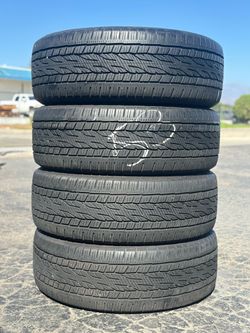 SET OF TIRE 275 60 20 CONTINENTAL 85% CONTINENTAL 85% LIFE