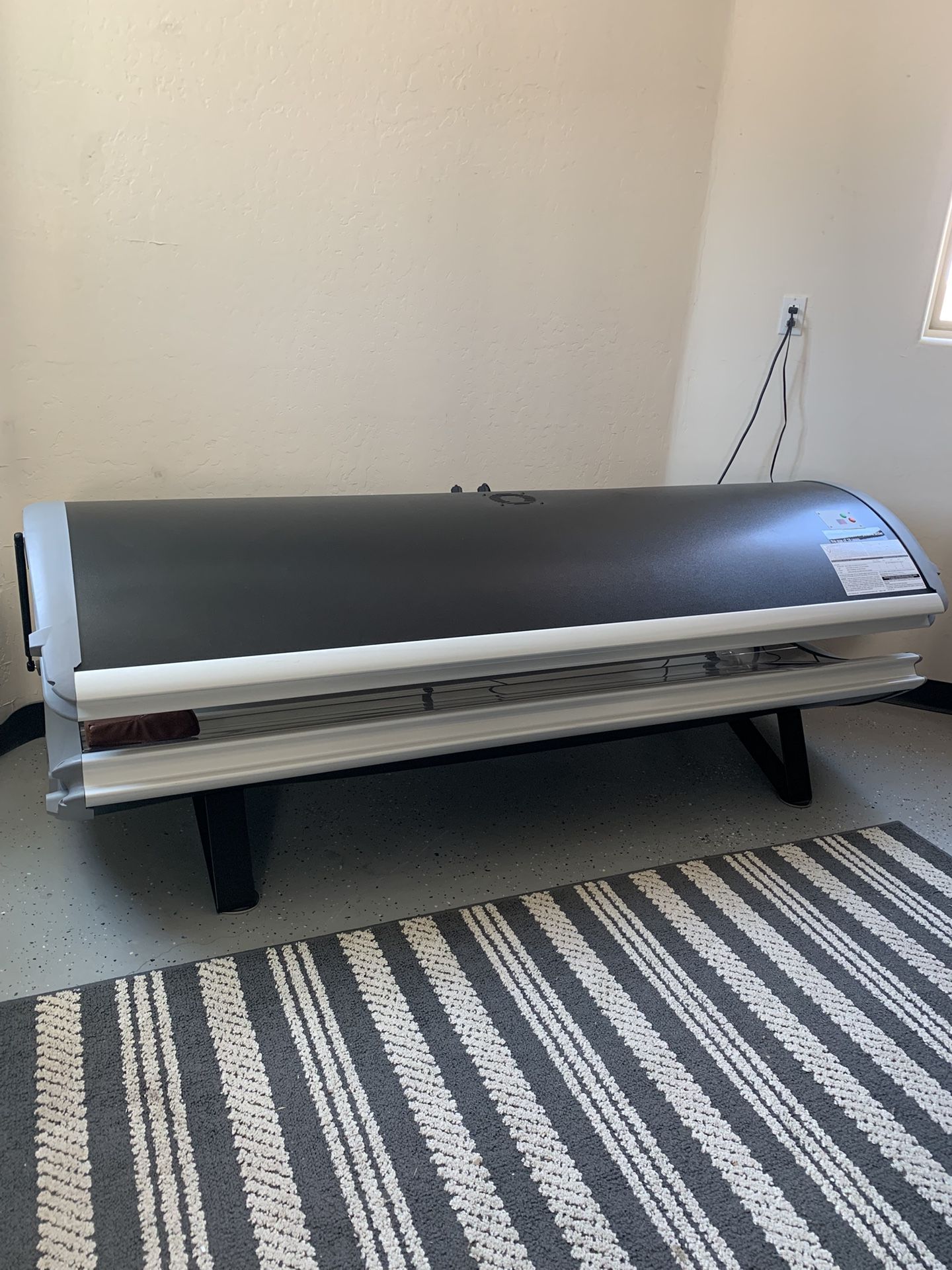 Used Sun bed