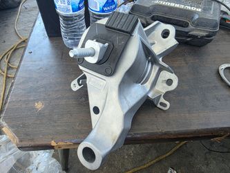 2024- 2025 Mazda CX-90 Right side lower engine mount