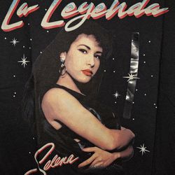 Selena La Leyenda Shirt Size Small