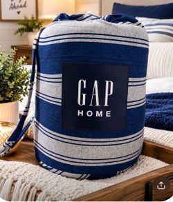 Queen size comforter set