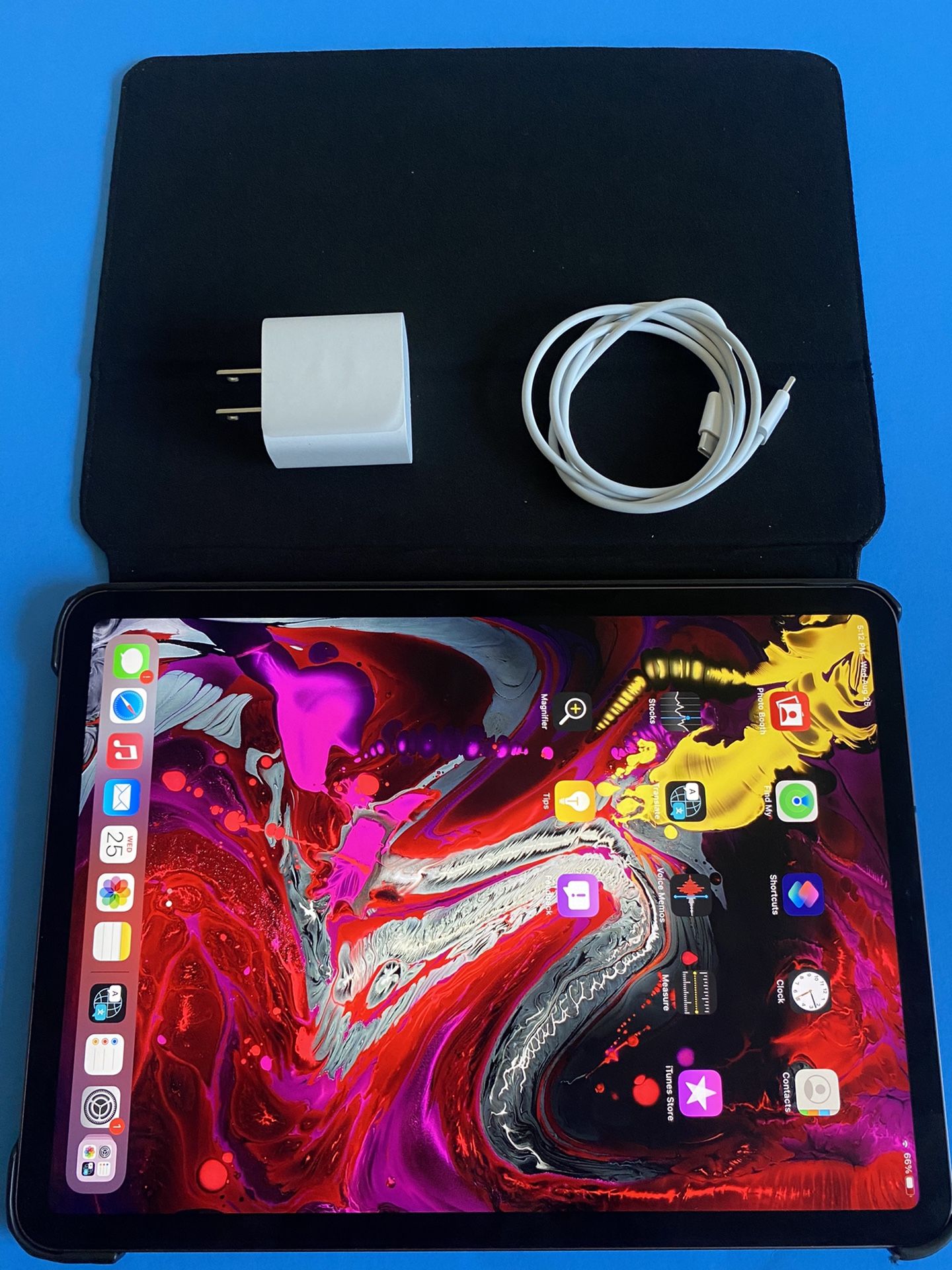 Apple IPad Pro 11” (Face ID/LiquidRetina /2018 model) 64GB WiFi + 