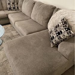 3-Piece Sectional Couch with Chaise, Gray