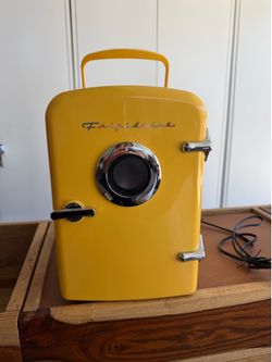 Mini fridge- Frigidaire