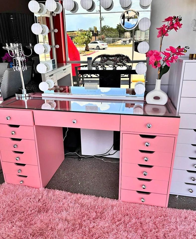 Pink Glam Vanity‼️ Same Day Delivery 🚚 ‼️