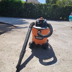Ridgid NXT 12 Gallon 5.0 Peak Wet/Dry Shop Vacuum