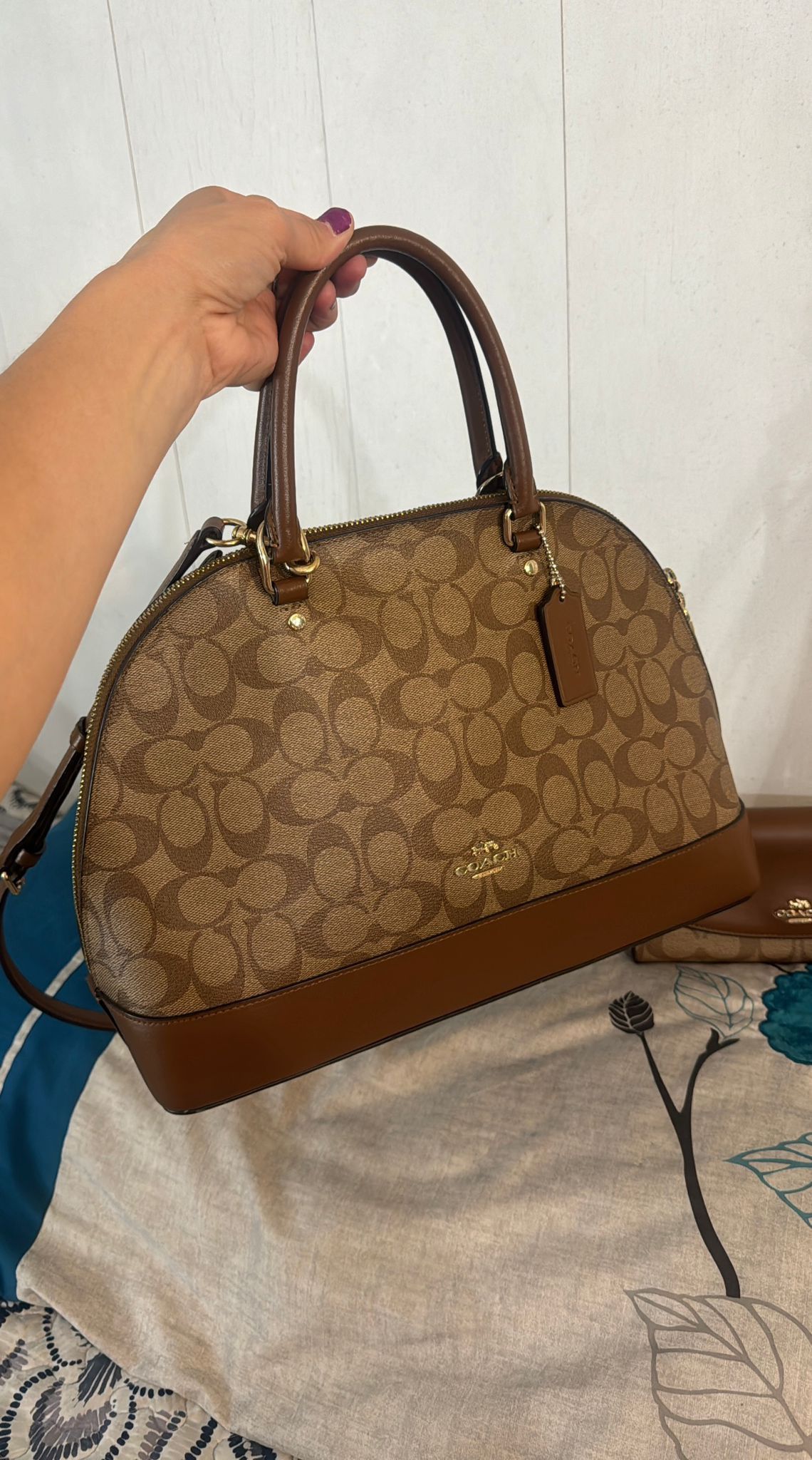 Purse with wallet