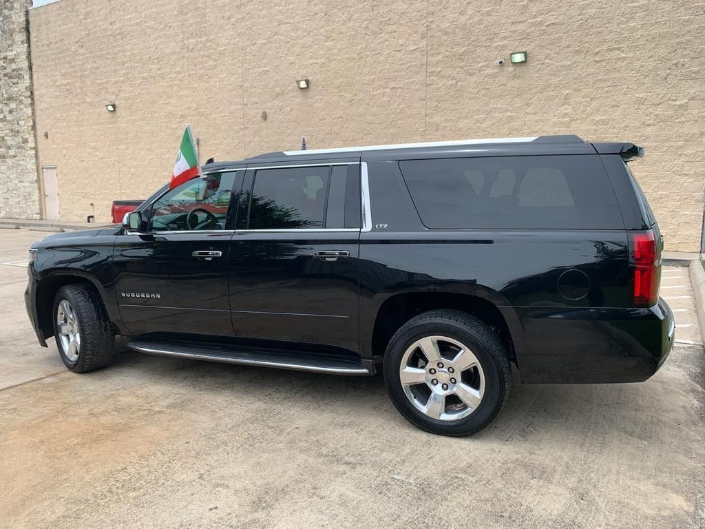 LTZ SUBURBAN/FINANCIADA