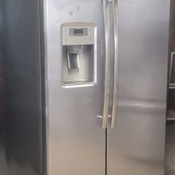 G.e Refrigerator For Sale 