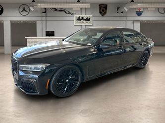 2021 BMW 750i