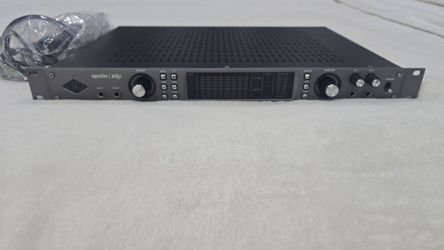 Universal Audio Apollo X8P Audio Interface.. MINT CONDITION! W/ Cable Included!