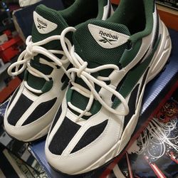 Reebok Size 10.5 