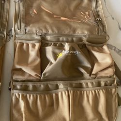 Car Storage For Driver And Passenger . 