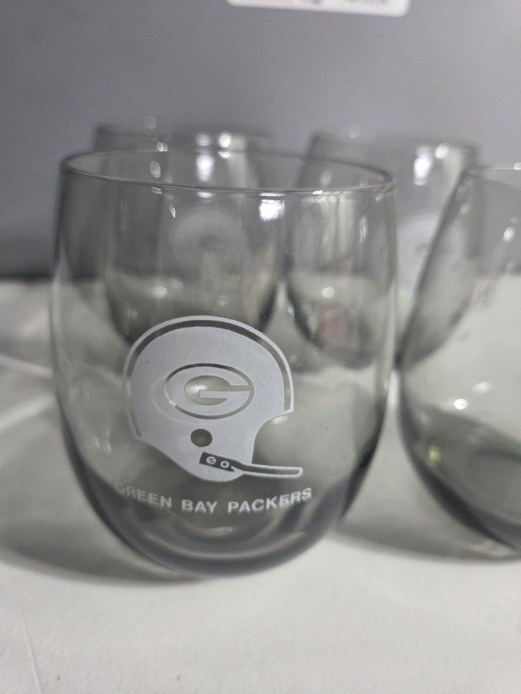 4 Green Bay Packer Glasses 