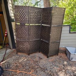 Room Divider, Has Shelves 