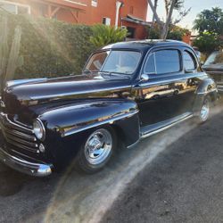 1947 Ford Super Deluxe 