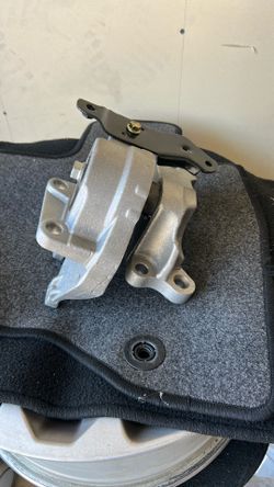 Ford Explorer Engine Mount