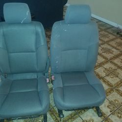 Vendo Aciento Para Toyota Tacoma Del 2005 Al 2015 En Perfectas Condiciones. Precio $600